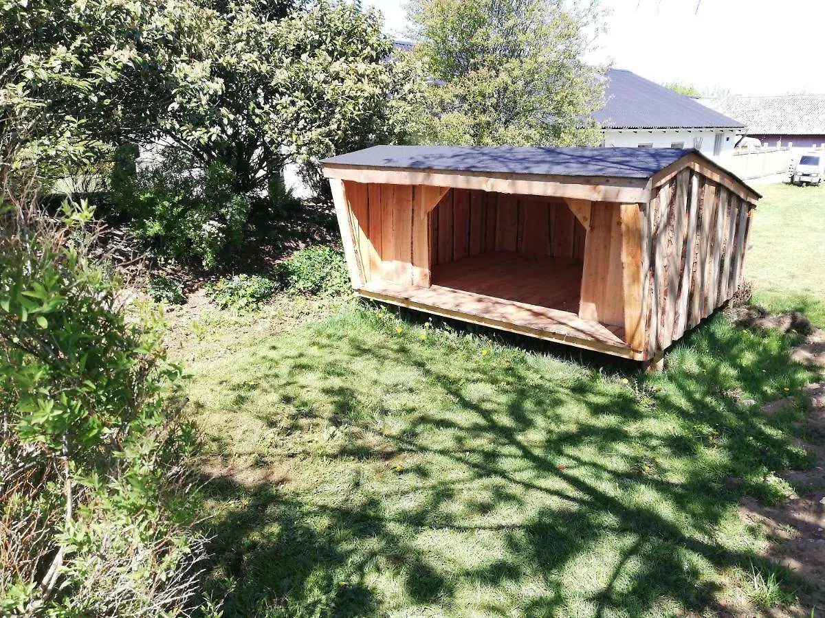 Bindesbolgard Farm Holiday Give